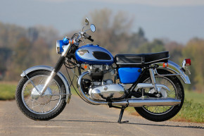 kawasaki-w1-1966-blau-04