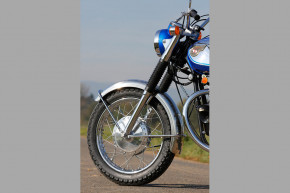 kawasaki-w1-1966-blau-05