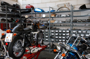 kawasaki-w1-w2-w3-restauration-werkstatt-04